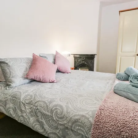 Brigg House Holiday home *