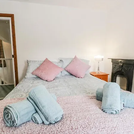 Holiday home Brigg House